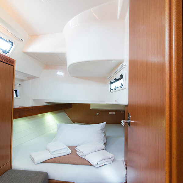 Bavaria 40 Cruiser Adagio Sailing Yacht - Corfu